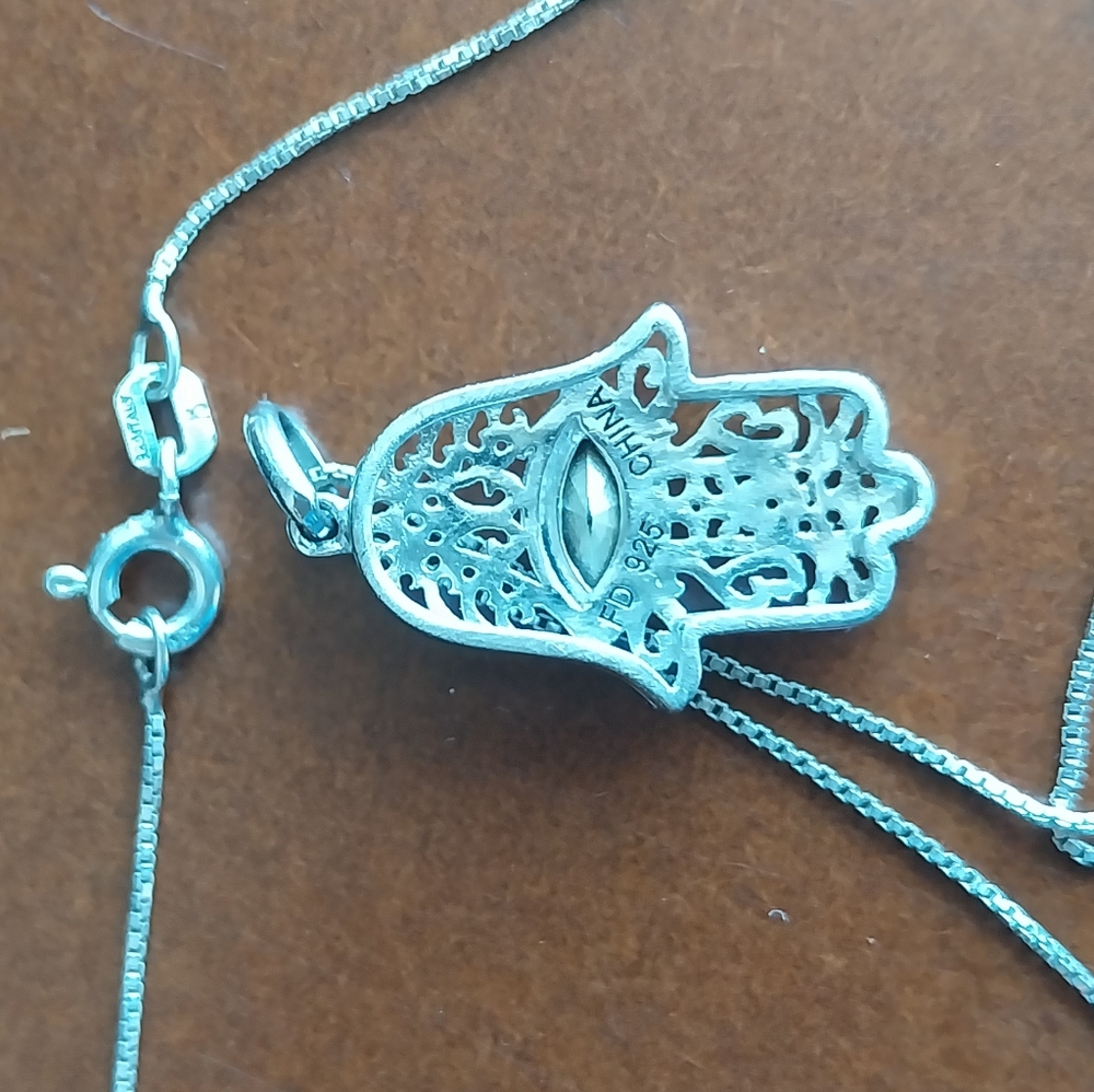 Silver Sterling Necklace & Pendant - Picture 11 of 11